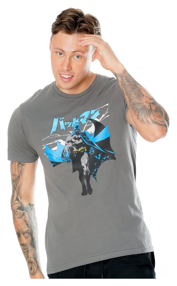 DC Comics T-Shirt Batman Manga Cape Size M