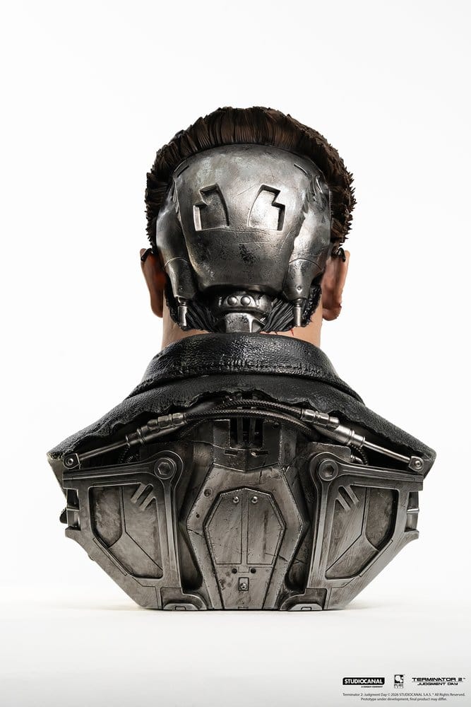 Terminator 2 Prop 1:1 T-800 Model 101 Battle Damaged Art Mask 47 cm