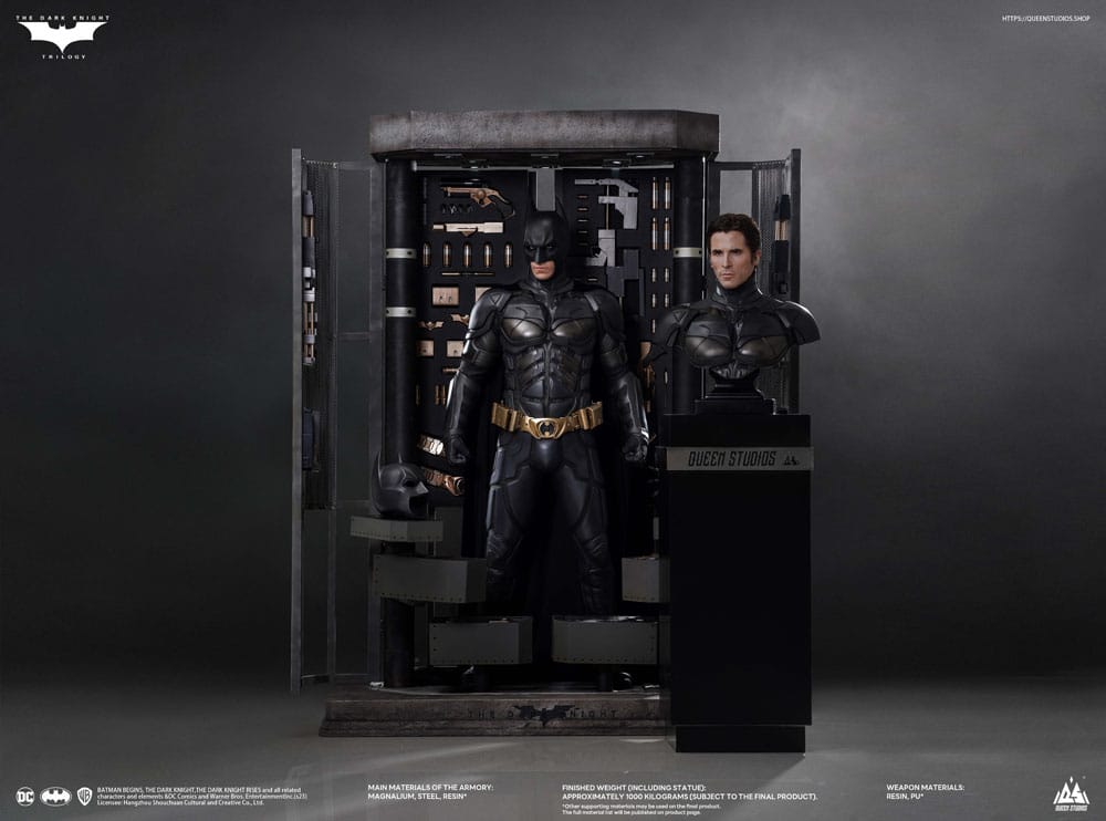 Die lebensgroße Statue des Dunklen Ritters Batman Ultimate Edition 207 cm