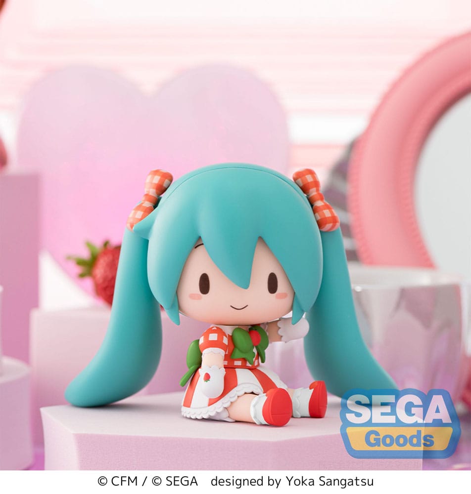 Character Vocal Series 01: Hatsune Miku Fuwa Petit Chibi Figure Hatsune Miku x Love and Berry Dress Up and Dance! Lovely Strawberry 8 cm