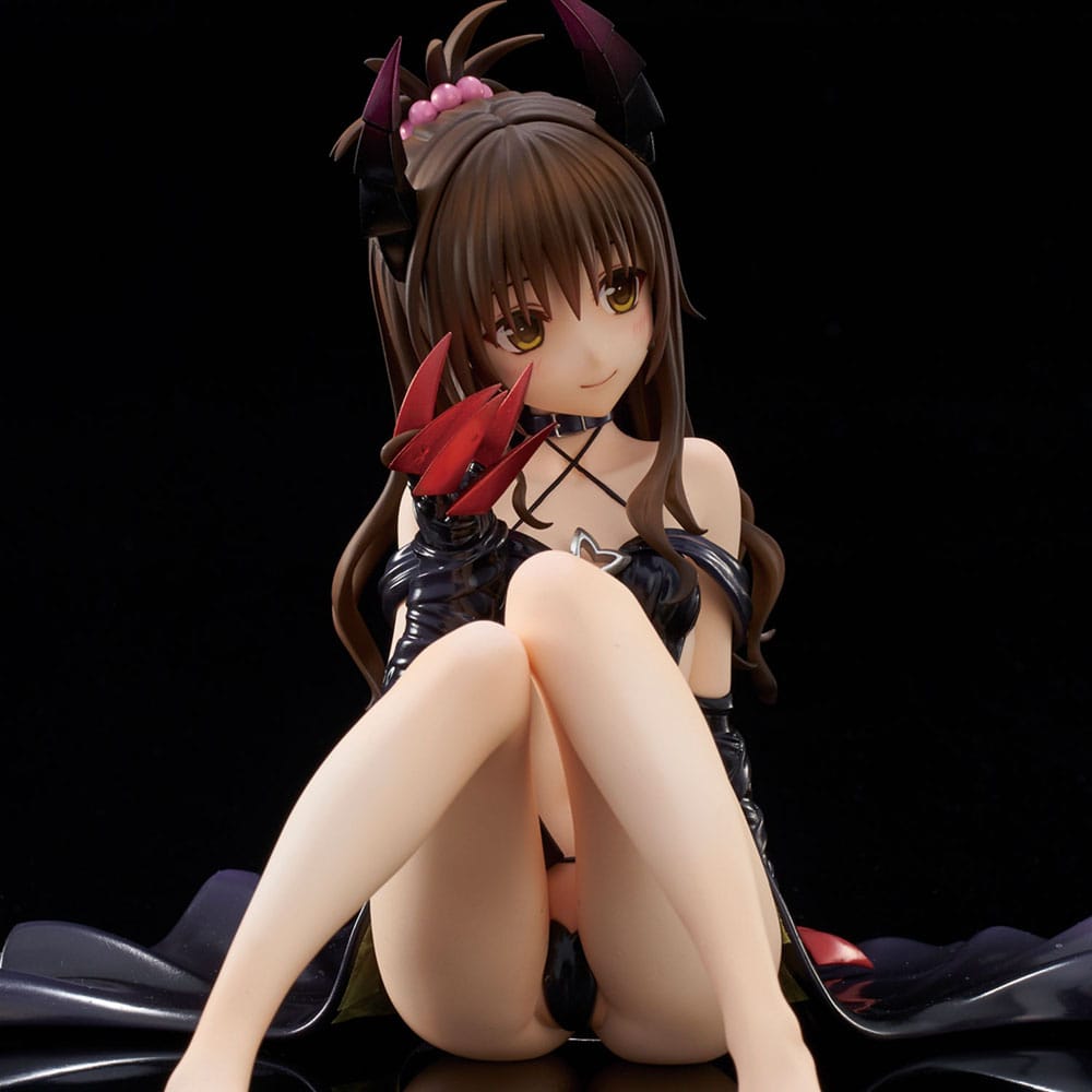 To Love-Ru Darkness PVC Statue 1/6 Yuuki Mikan Darkness Ver. Renewal Package Edition 15 cm