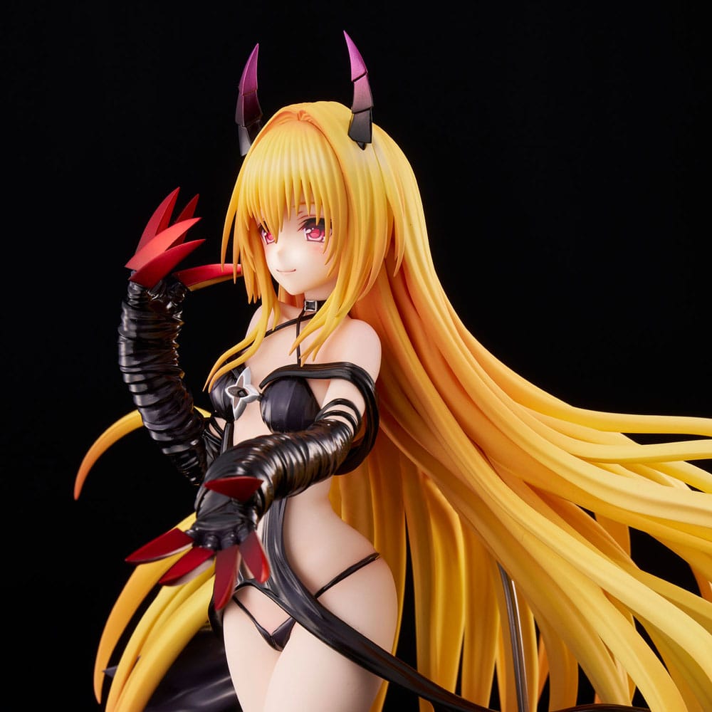 To Love-Ru Darkness PVC Statue 1/6 Golden Darkness Darkness Ver. 30 cm