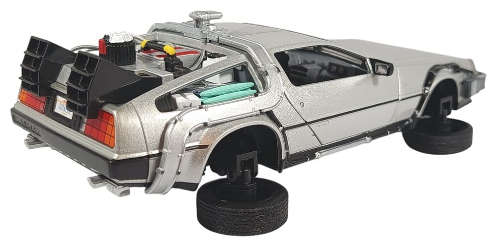 Zurück in die Zukunft II Druckgussmodell 1/24 ´81 DeLorean LK Coupe Schwungrad
