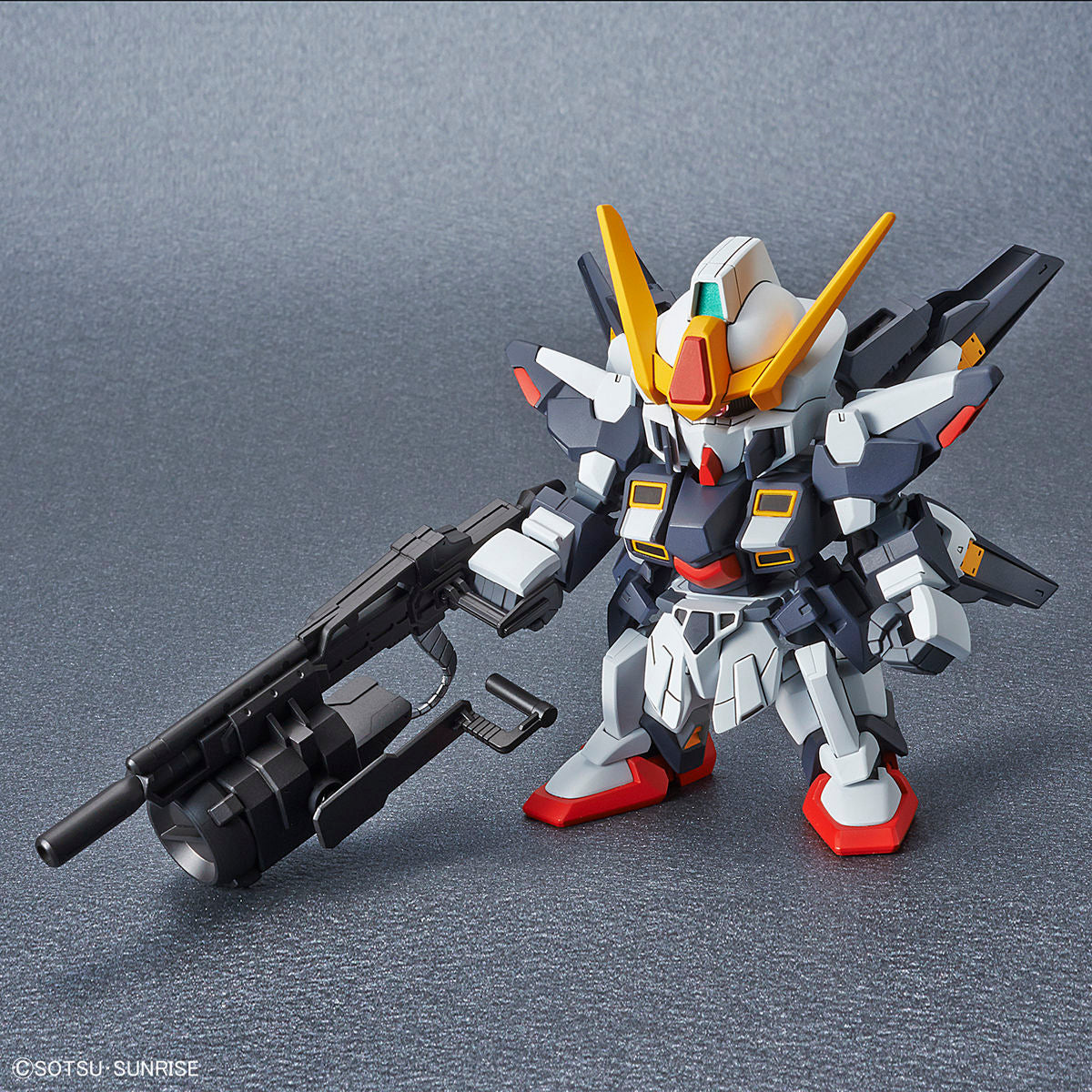 SD Gundam Cross Silhouette Sisquiede