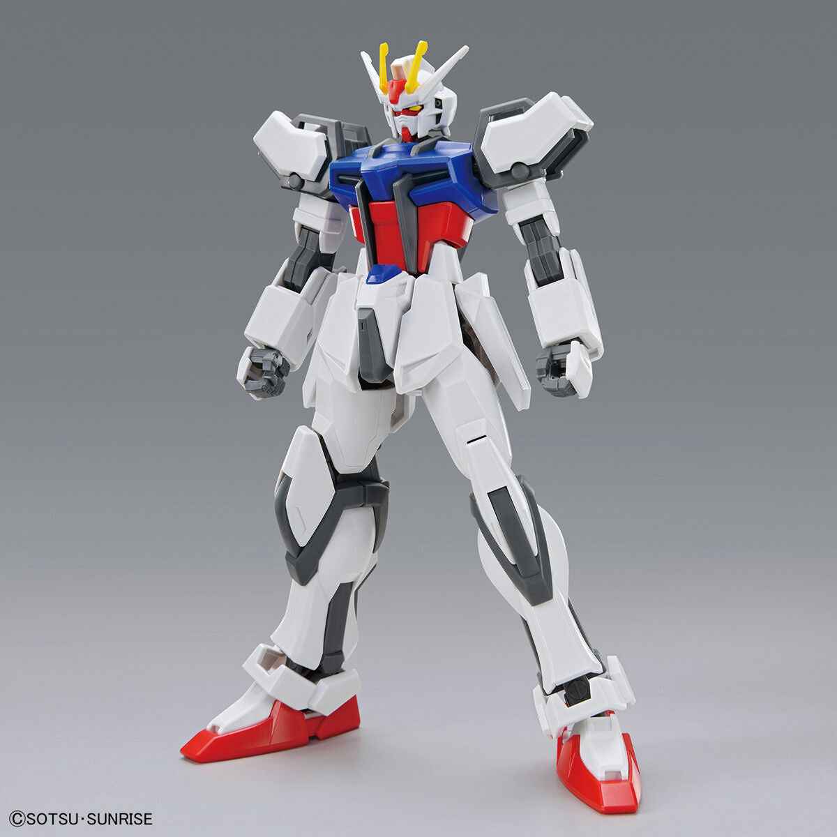 EG Strike Gundam  1/144