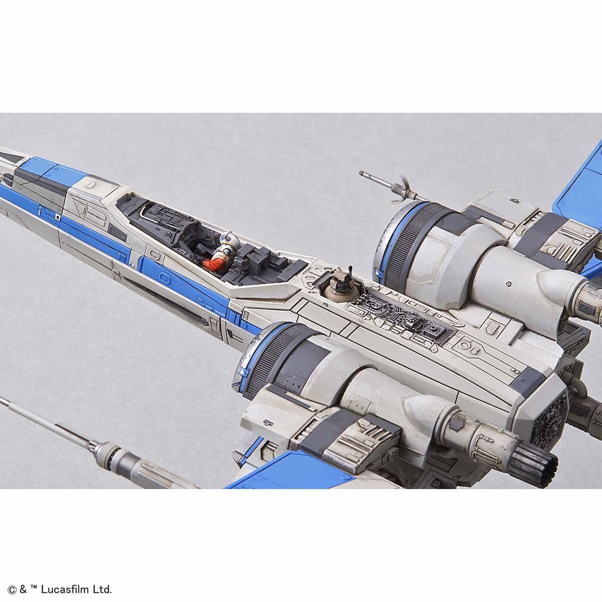 1/72 Blue Squadron Resistance X-Wing Fighter