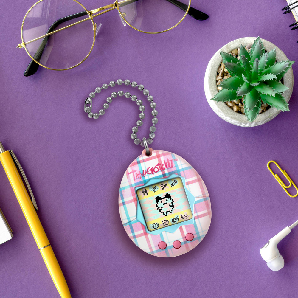 Original Tamagotchi – Plaid