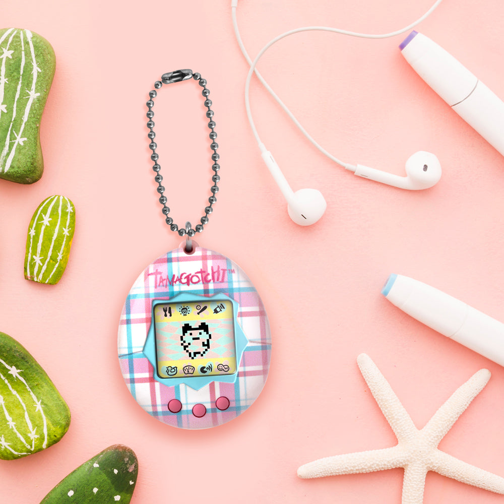 Original Tamagotchi – Plaid