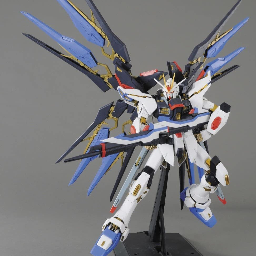 *PREORDER* Perfect Grade Gundam Strike Freedom 1/60 - gundam-store.dk