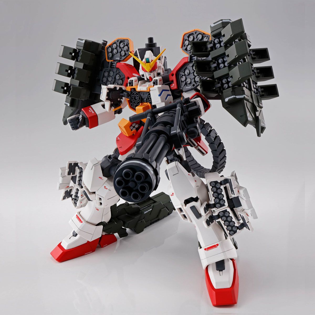 *Preorder* MG Gundam Heavyarms EW - Igel Equipment  - P-Bandai 1/100 - Udgives slut december - Modtages januar - gundam-store.dk