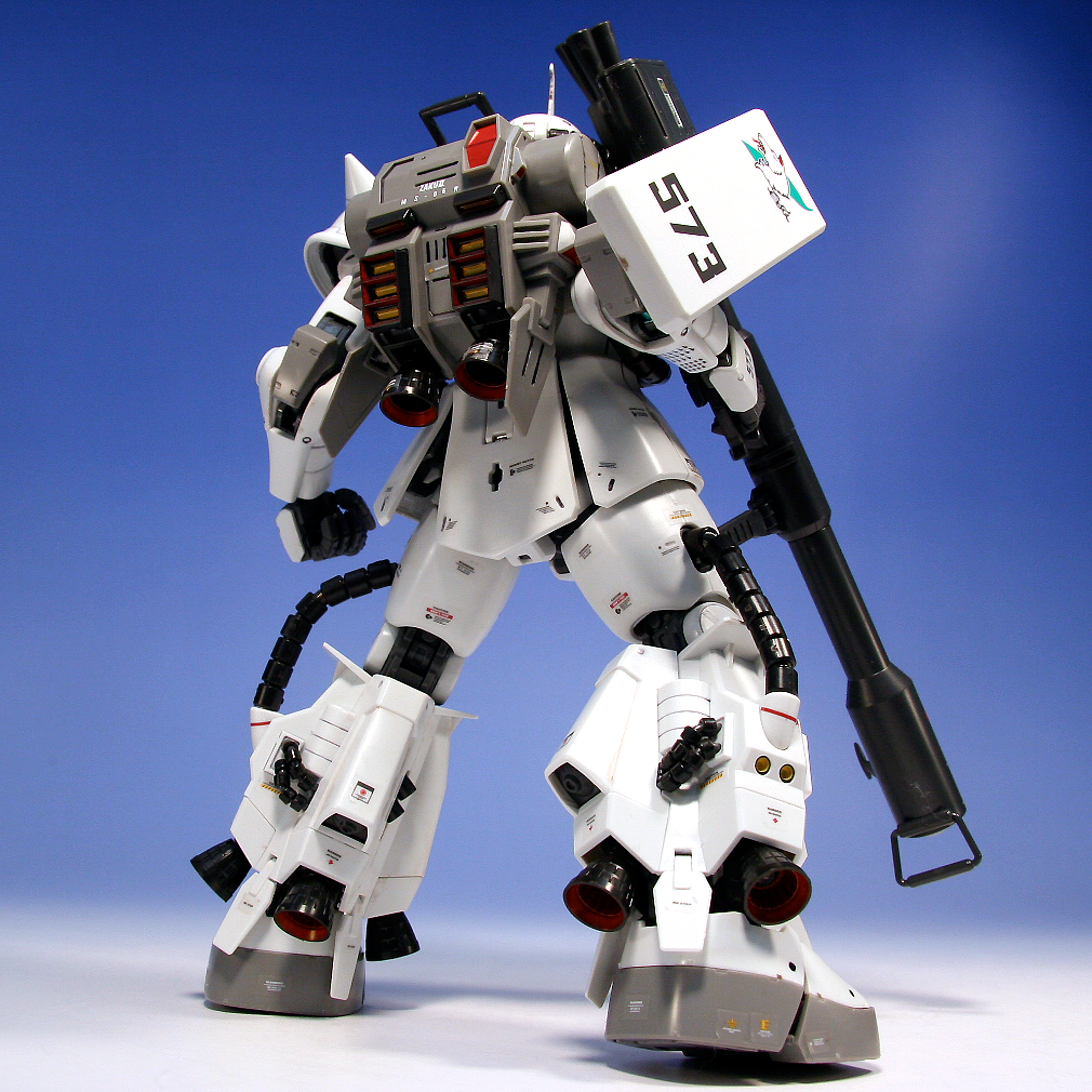 Mg Gundam Zaku Shin Matsunaga Ver. 2.0 1/100 - gundam-store.dk