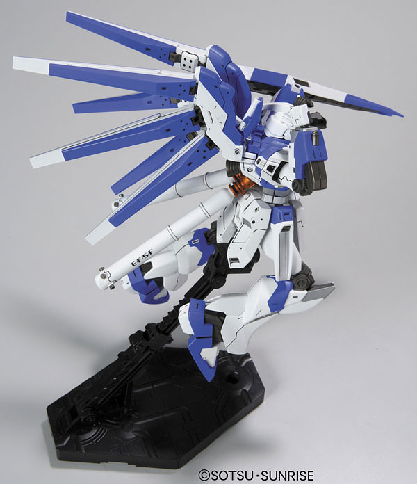 HG Gundam Hi-NU Gundam 1/144 - gundam-store.dk