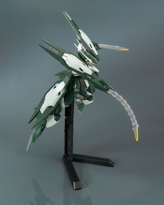 HG Gundam Reginlaze Julia 1/144 - gundam-store.dk