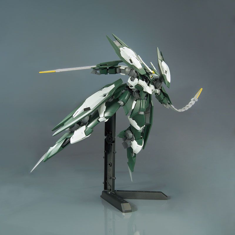 HG Gundam Reginlaze Julia 1/144 - gundam-store.dk