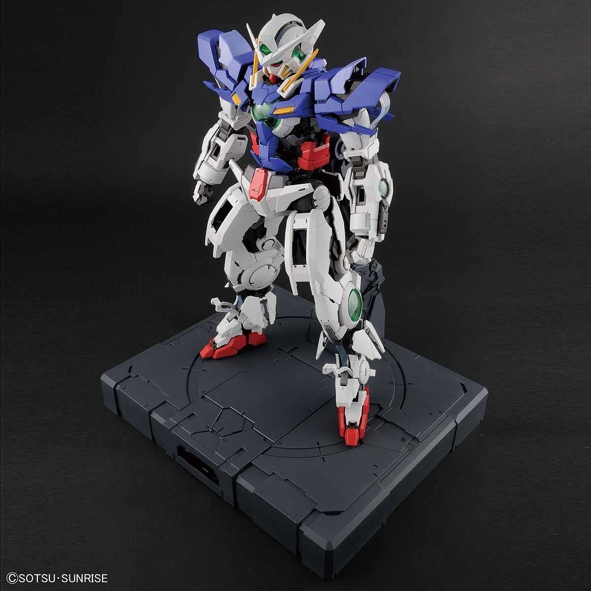 Perfect Grade Gundam Exia 1/60 - gundam-store.dk