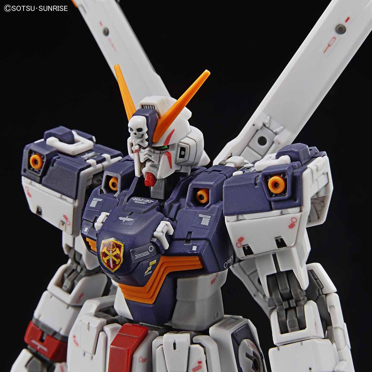 RG Gundam Crossbone X1 1/144 - gundam-store.dk