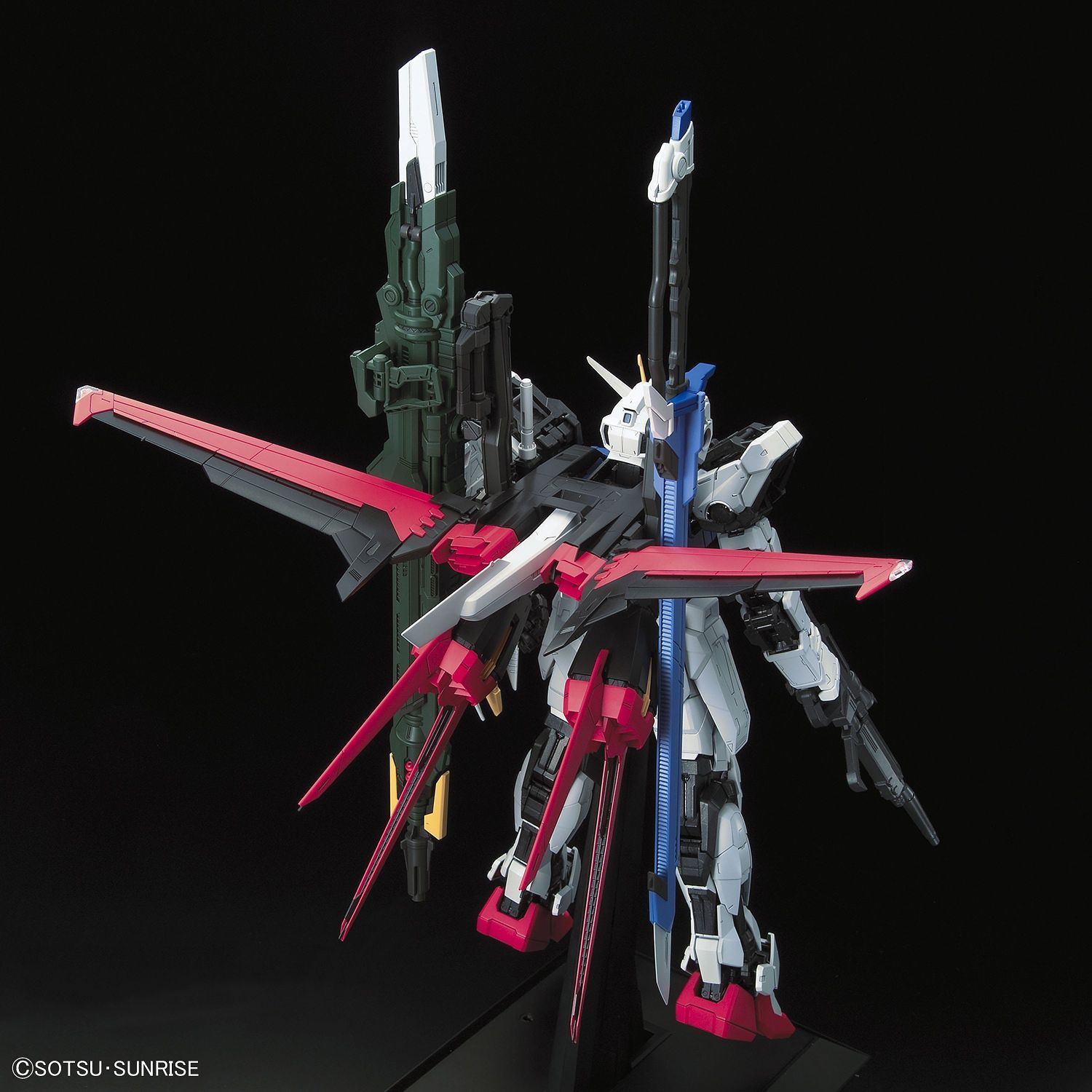 Perfect Grade Gundam Perfect Strike 1/60 - gundam-store.dk