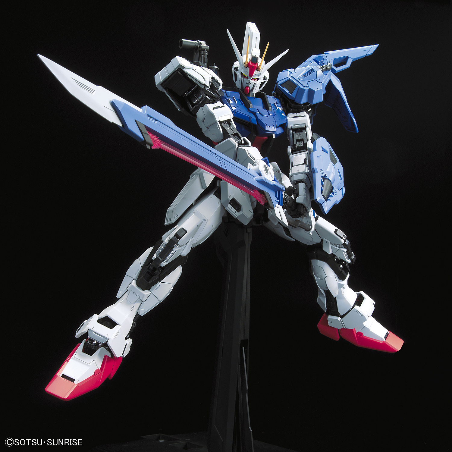 Perfect Grade Gundam Perfect Strike 1/60 - gundam-store.dk