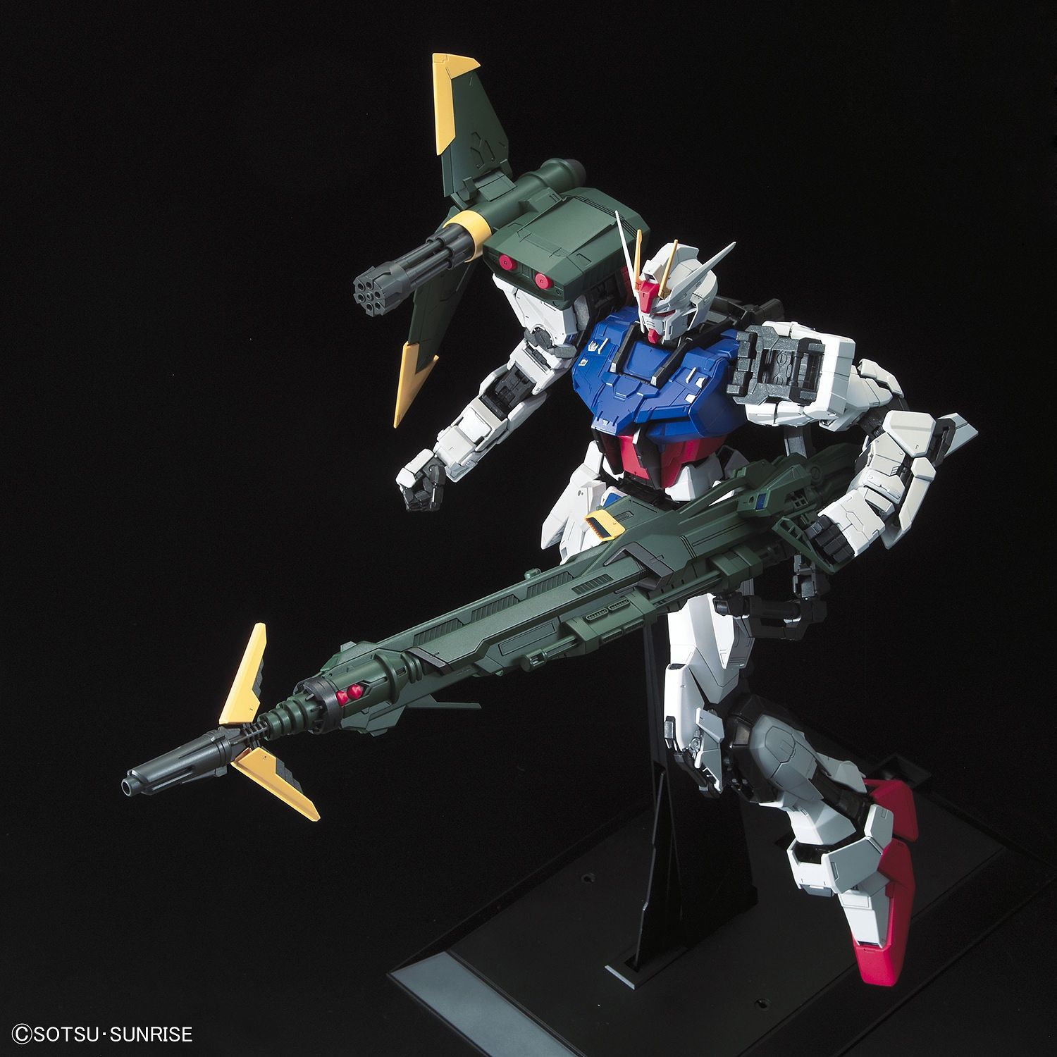 Perfect Grade Gundam Perfect Strike 1/60 - gundam-store.dk