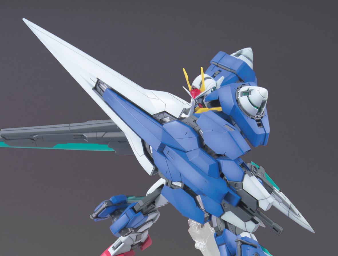 MG GN-0000GNHW/7SG 00 Gundam Seven Sword/G 1/100