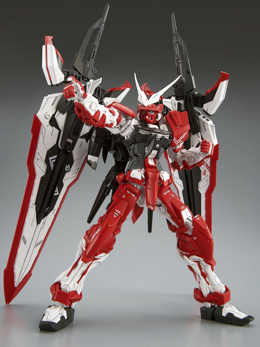 MG Gundam Astray Turn Red Limited P-Bandai Edition 1/100 - gundam-store.dk