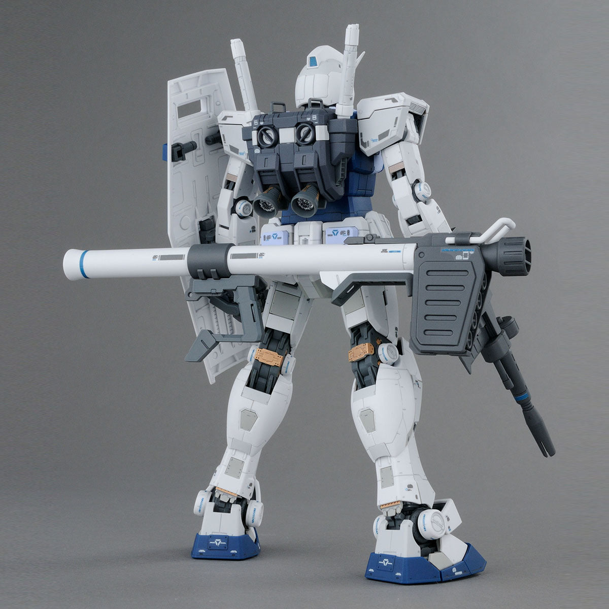 MG RX-78-2 GUNDAM VER. 3.0 GUNDAM BASE COLOR