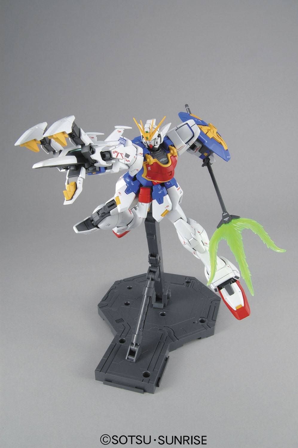 MG Gundam Shenlong  1/100 - gundam-store.dk