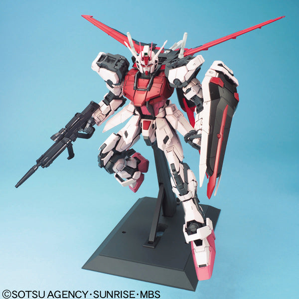 *PREORDER* Perfect Grade Gundam STRIKE ROUGE + SKYGRASPER 1/60 - gundam-store.dk